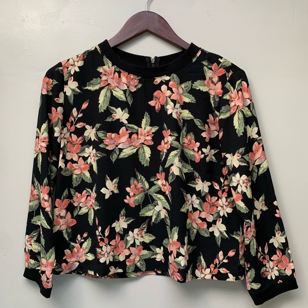 Tropical Floral Black long sleeve Crop top